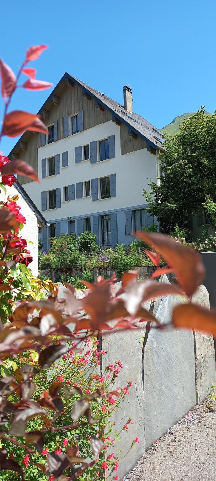 Chalet Du Doumet - Appart Luz Centre - Parking Et Garage Individuel Ferme - Draps Et Serviettes Inclus 吕兹-圣索沃尔 外观 照片