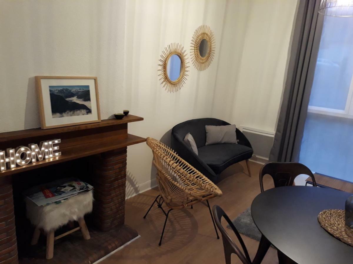 Chalet Du Doumet - Appart Luz Centre - Parking Et Garage Individuel Ferme - Draps Et Serviettes Inclus 吕兹-圣索沃尔 外观 照片